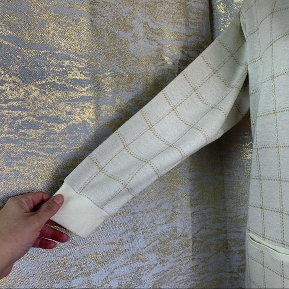 Cleo Ivory/Gold Shimmer Knitted Duster With Matching gold Top Size S - Picture 5 of 12